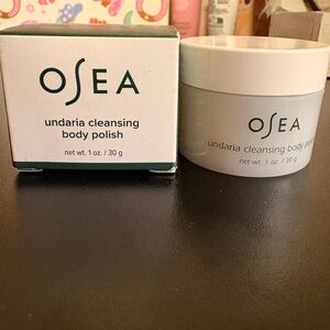 OSea Undaria Cleansing Body Polish